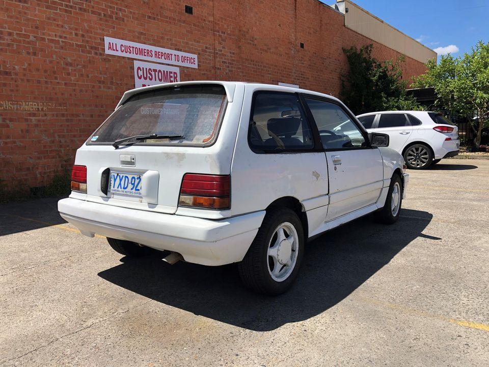 1988 Suzuki Swift GTI Mk1 white Australia (3).jpg