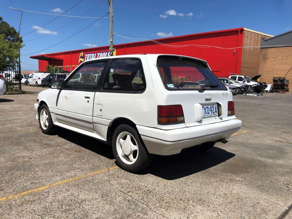 1988 Suzuki Swift GTI Mk1 white Australia (4).jpg