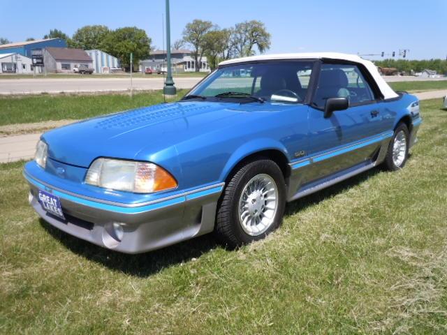 1989 Ford mustang GT front end.jpeg