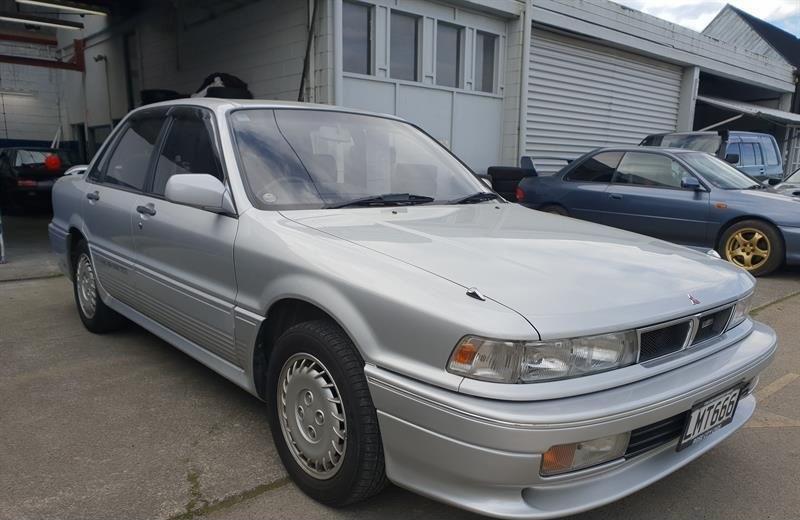 1989 Mitsubishi Galant VR-4 Turbo AWD Silver original condition (1).jpg
