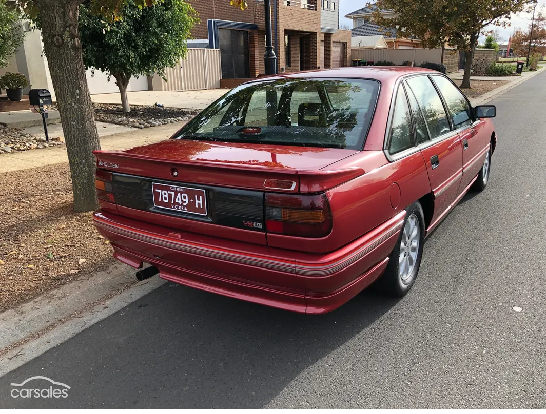 1989 VN SS Commodore Maroon 2018 images (2).png