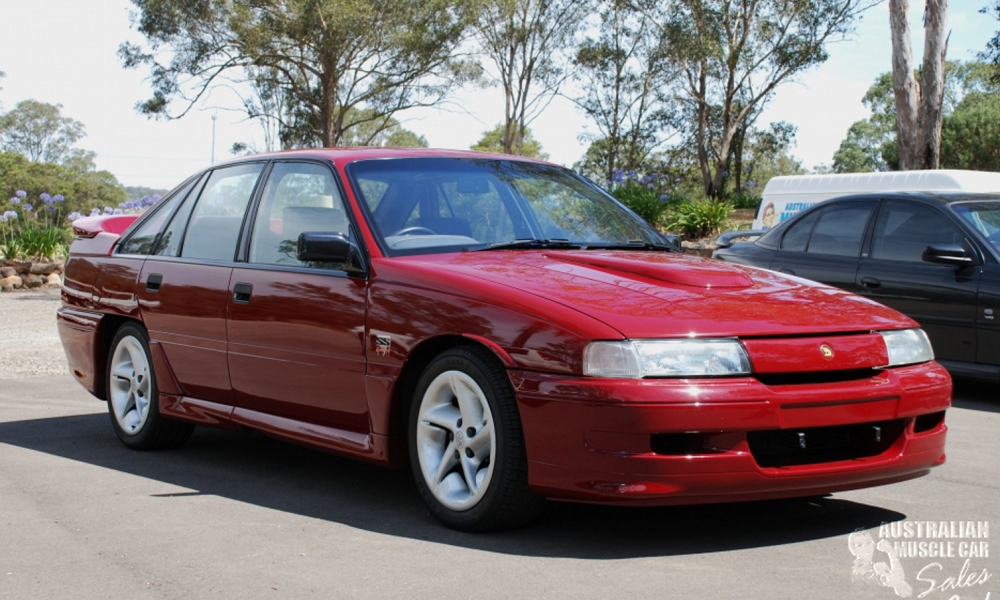 1990 HSV VN Group A SS Commodore Durif Red (22).png