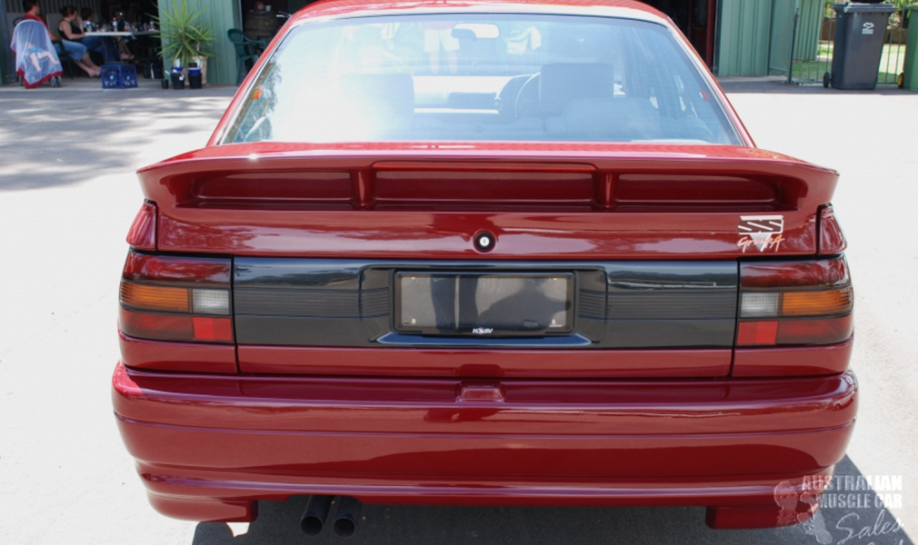 1990 HSV VN Group A SS Commodore Durif Red (26).png