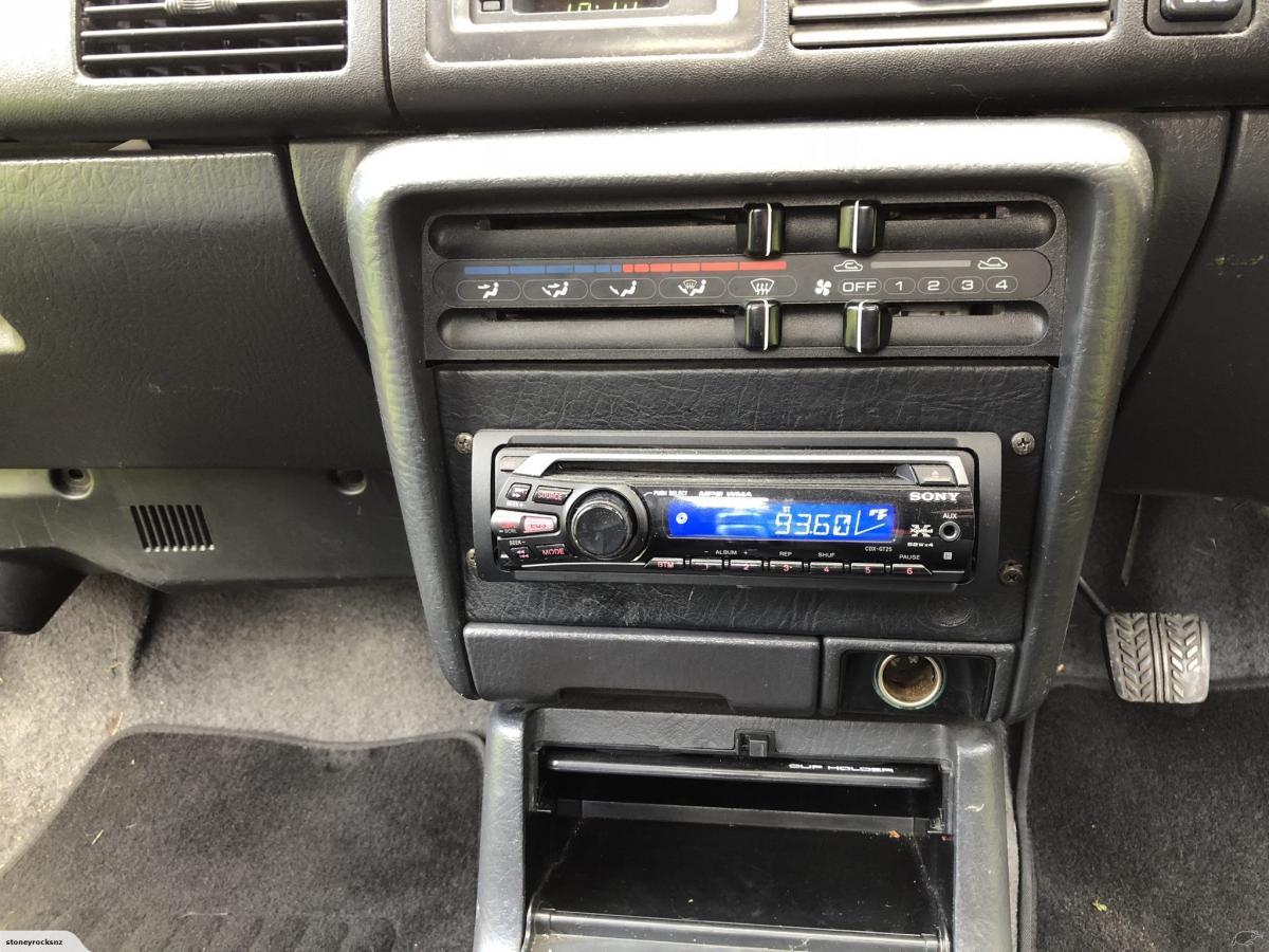 1990 Mazda Familia 323 GTX Turbo hatch white repainted red images (8).jpg