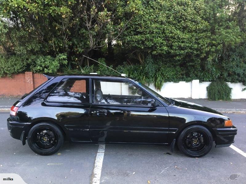 1990 Mazda GT-X Familia Turbo hatch black paint images (14).jpg