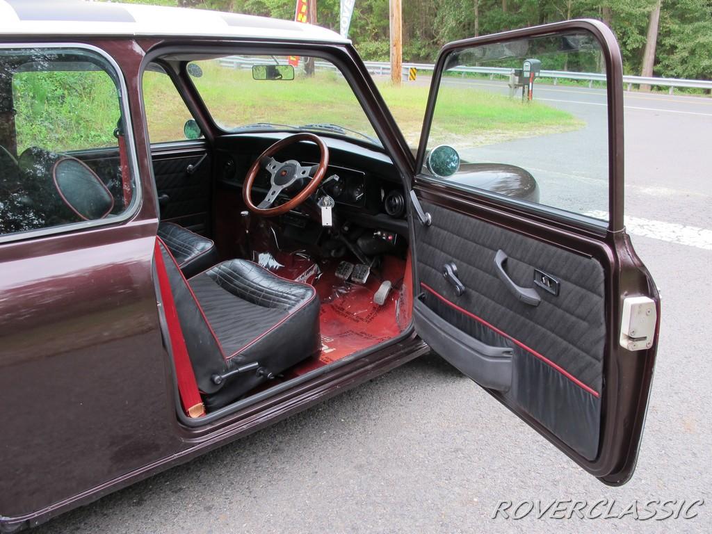 1990 Rover Mini 30th Anniversary edition burgundy (8).jpg