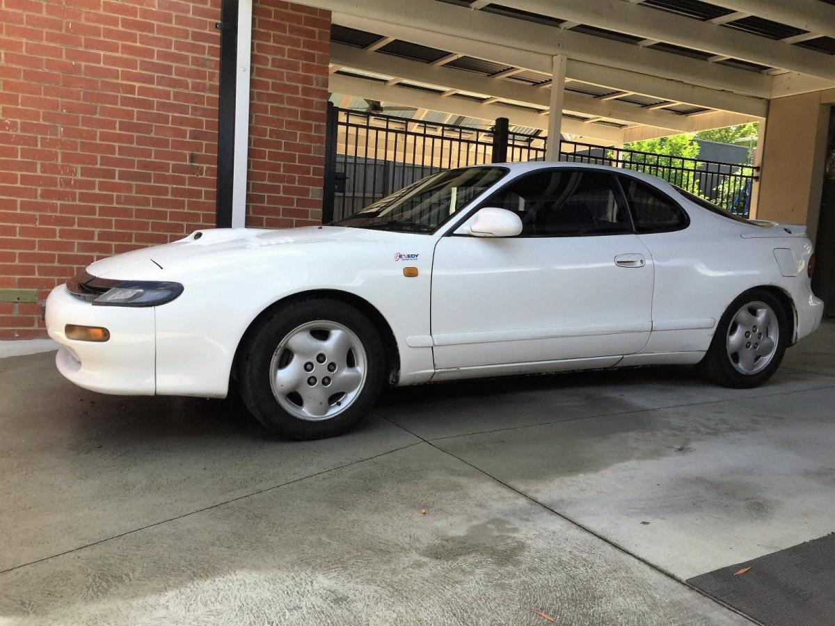 1990 Toyota Celica GT-Four White ST185 images (1).jpg