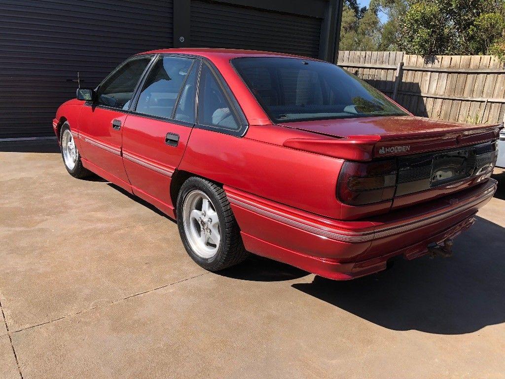 1990 VN SS commodore red images Register (4).jpg