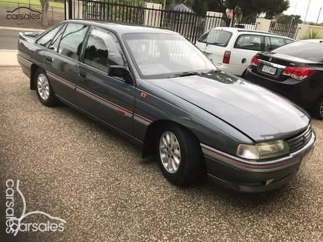 1991 Grey metallic VN SS Commodore exterior images (1).png