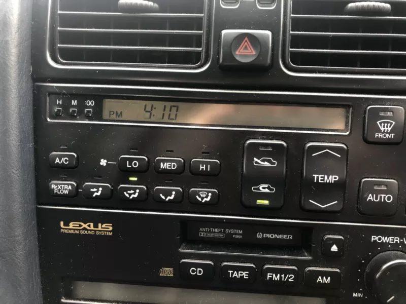 1991 Lexus LS400 for sale Australia images silver over grey (12).png