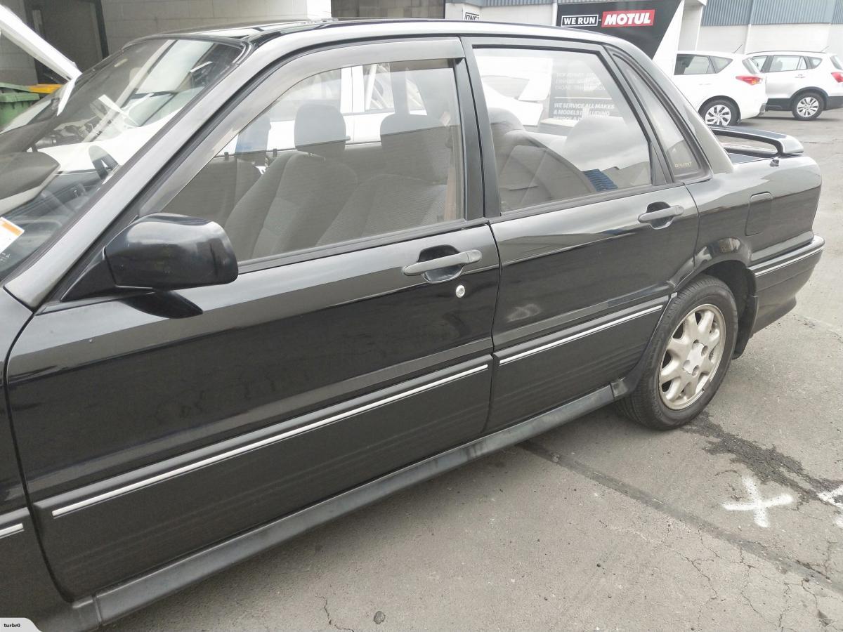 1991 Mitsubishi Galant VR-4 sedan black images 2019 (9).jpg