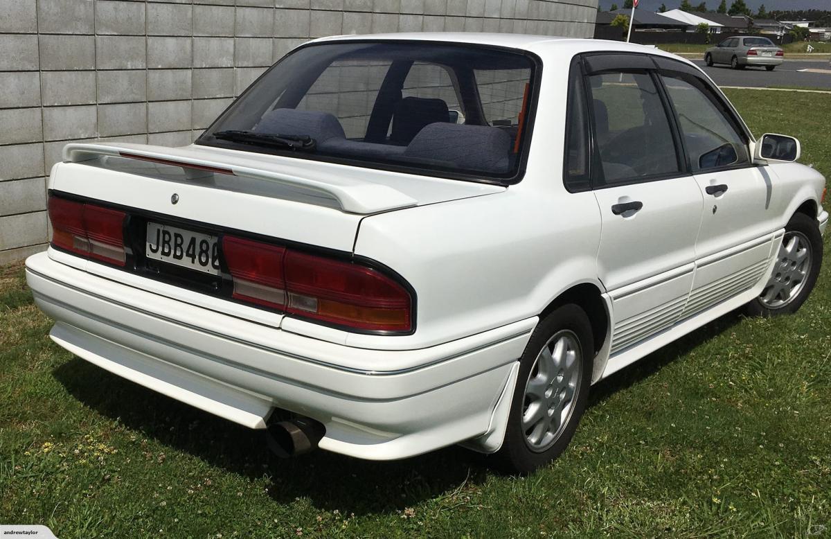 1991 White Galant VR-4 New Zealand image (3).jpg