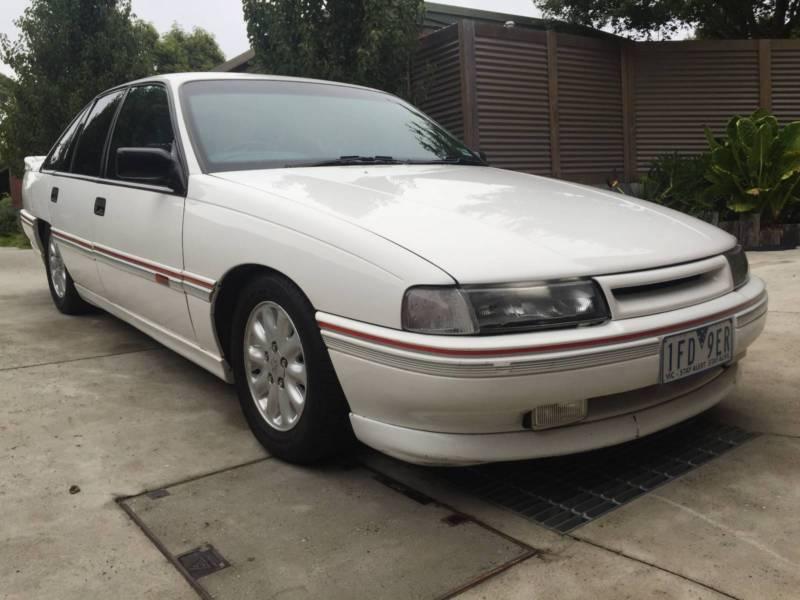 1991 White Holden Commodore VN SS V8 images (1).JPG