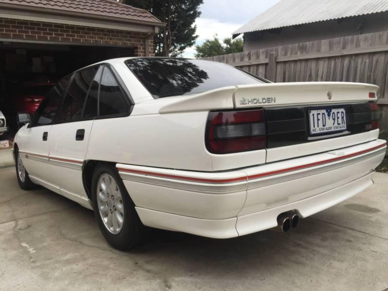 1991 White Holden Commodore VN SS V8 images (10).JPG