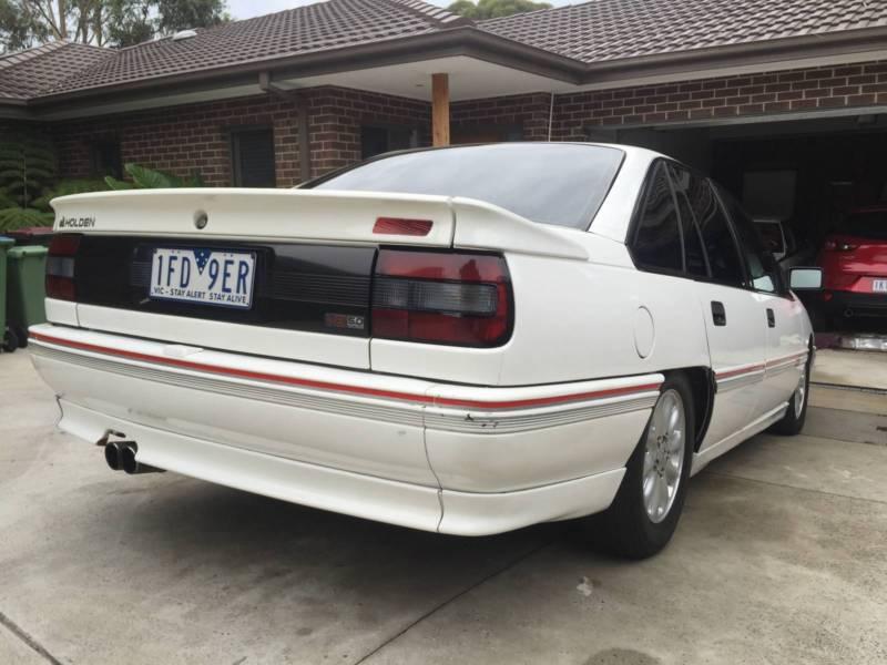 1991 White Holden Commodore VN SS V8 images (2).JPG