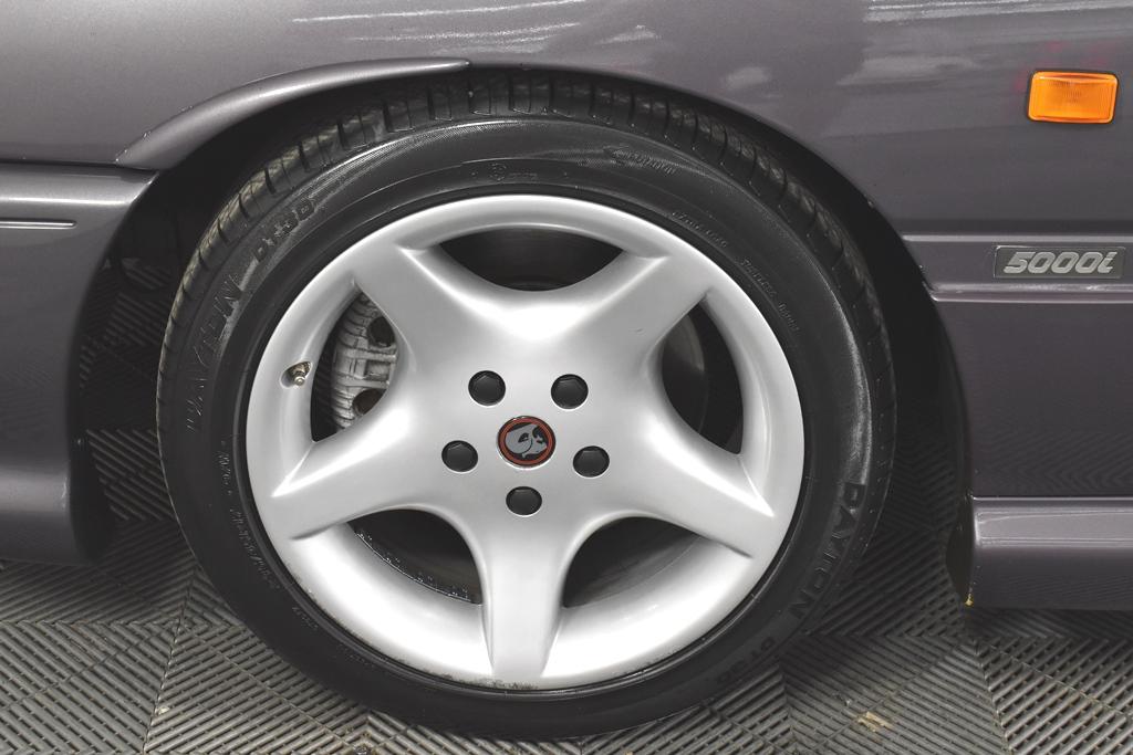 1992 HSV VP Senator Sedan For sale 2021 grey build number 064 image (13).jpg