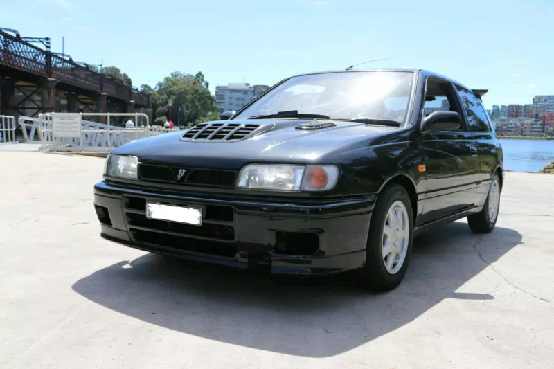 1992 Nissan Pulsar N15 GTiR RA Australia black hatch images 2021 (1).png