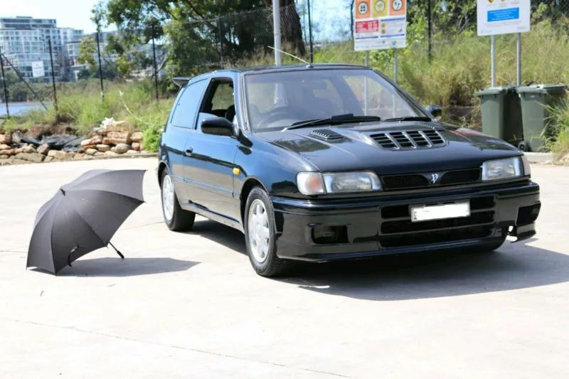 1992 Nissan Pulsar N15 GTiR RA Australia black hatch images 2021 (5).png