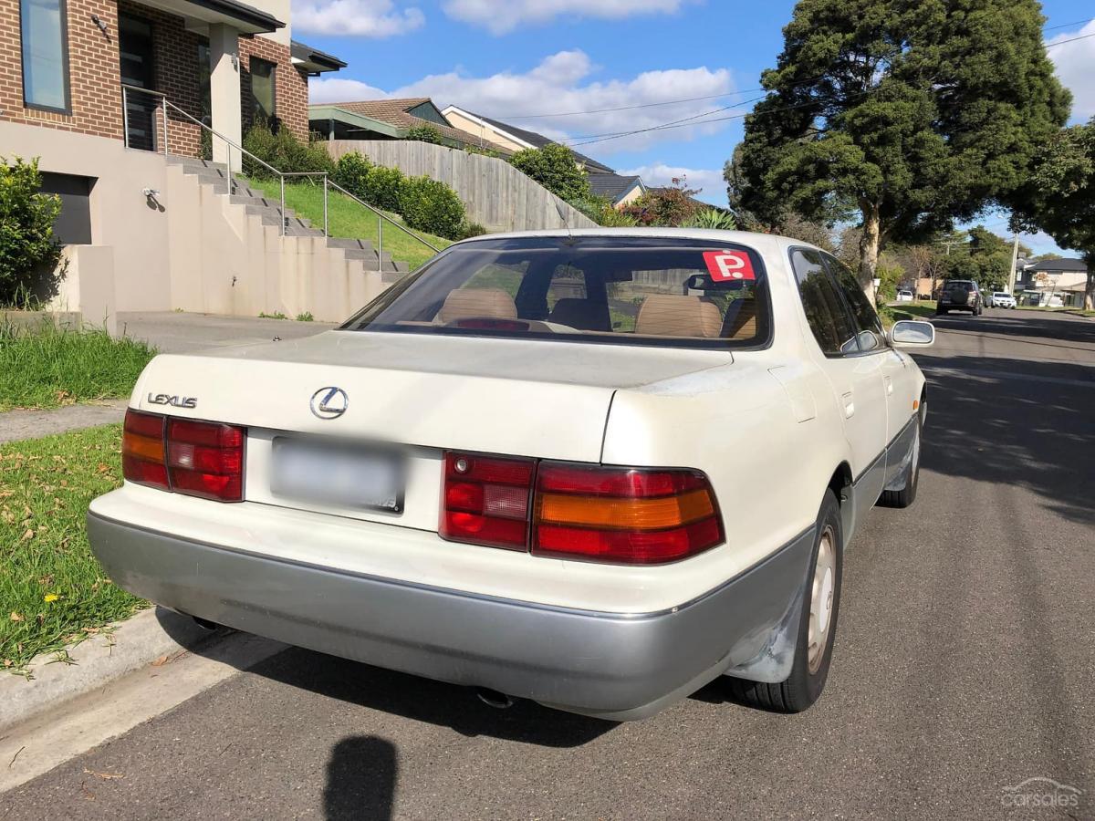 1993 Lexus LS400 Sedan white Australia images (1).jpg