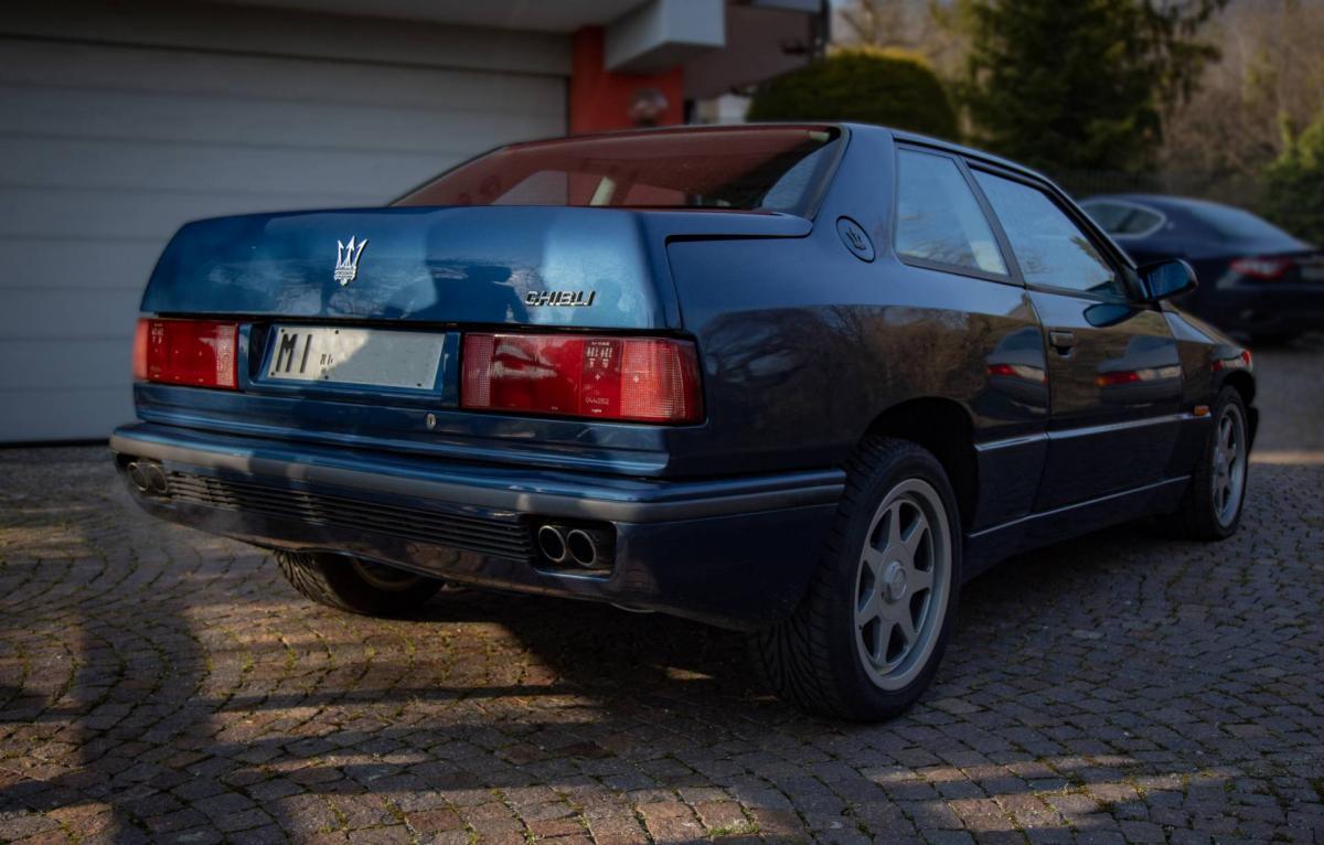 1993 Maserati Ghibli Italian market car 2.0l turbo images (2).jpg