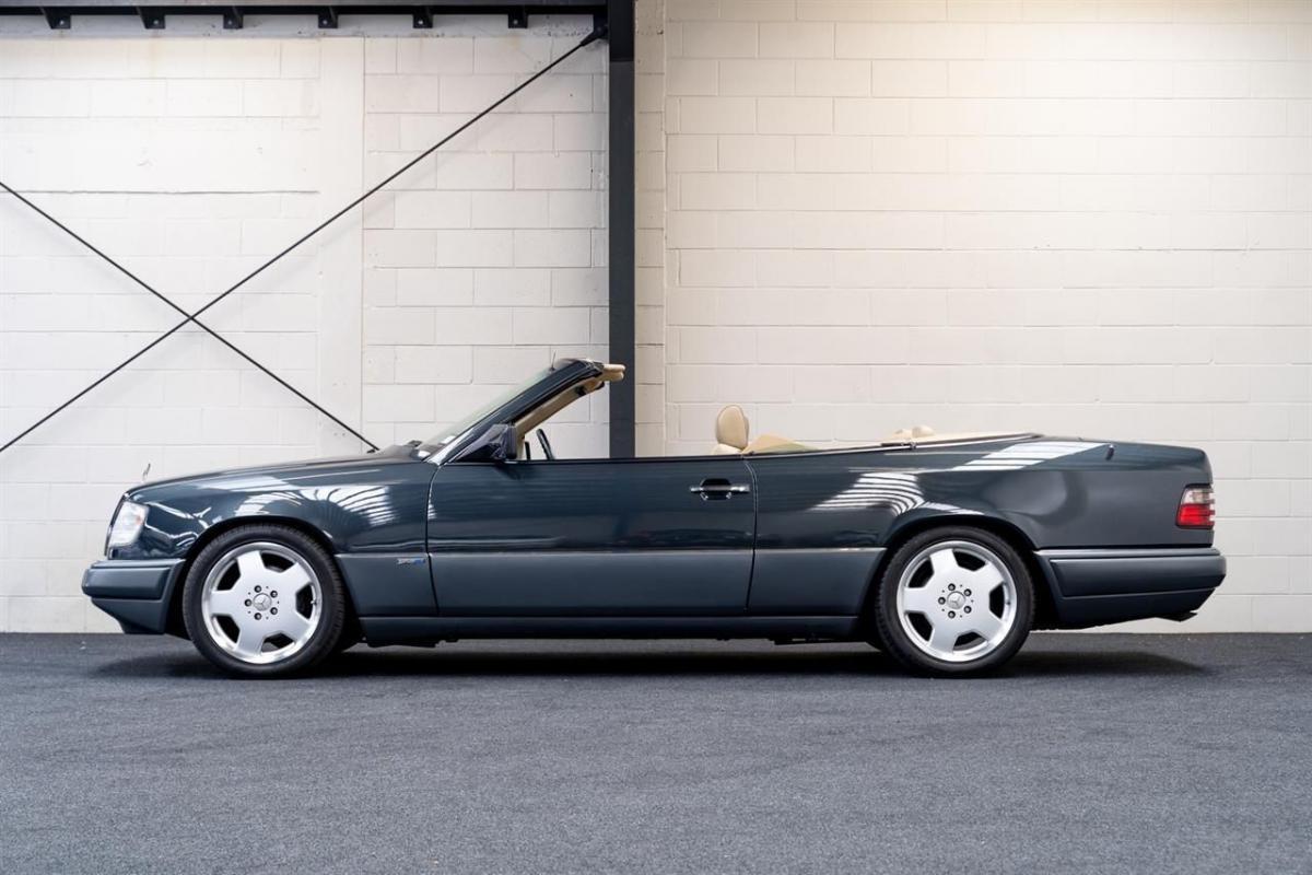 1993 Mercedes E320 cabriolet convertible gray with mushroom leather sportline (1).jpg