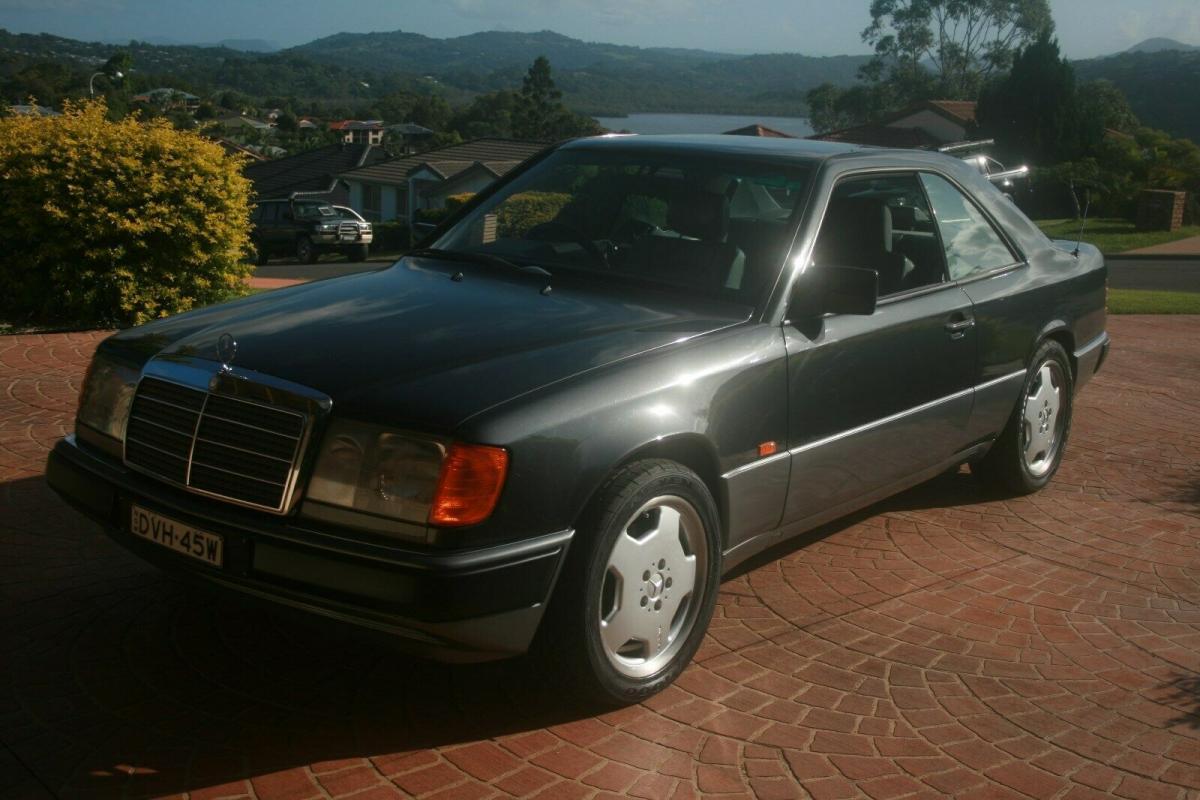 1993 Mercedes W124 320CE Coupe Charcoal Australian delivered (12).jpg