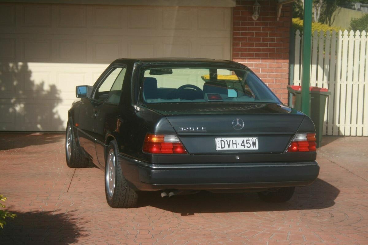 1993 Mercedes W124 320CE Coupe Charcoal Australian delivered (5).jpg