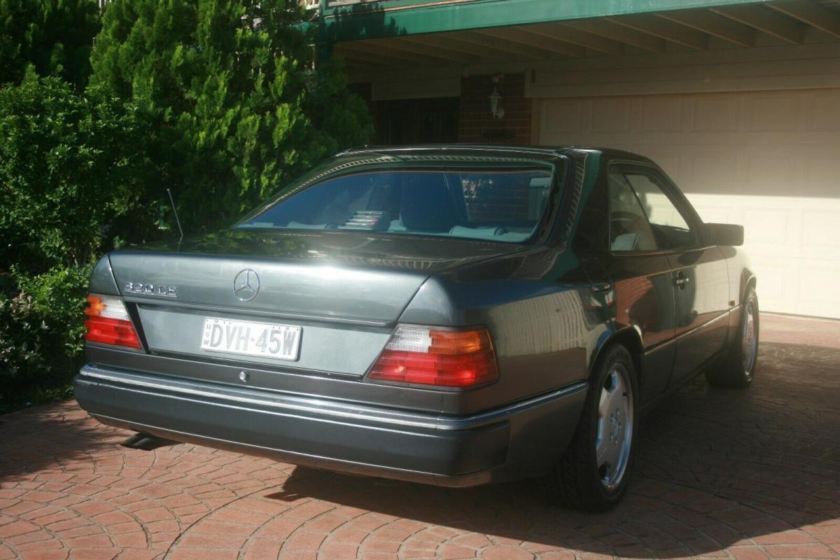 1993 Mercedes W124 320CE Coupe Charcoal Australian delivered (6).jpg