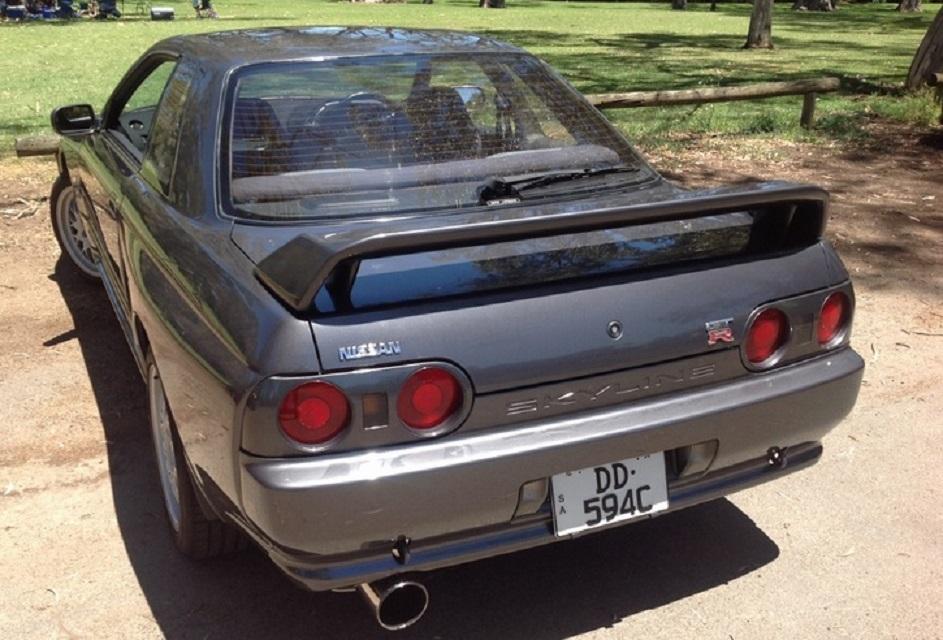 1993 Nissan Skyline R32 GTR V-Spec I 1.jpg