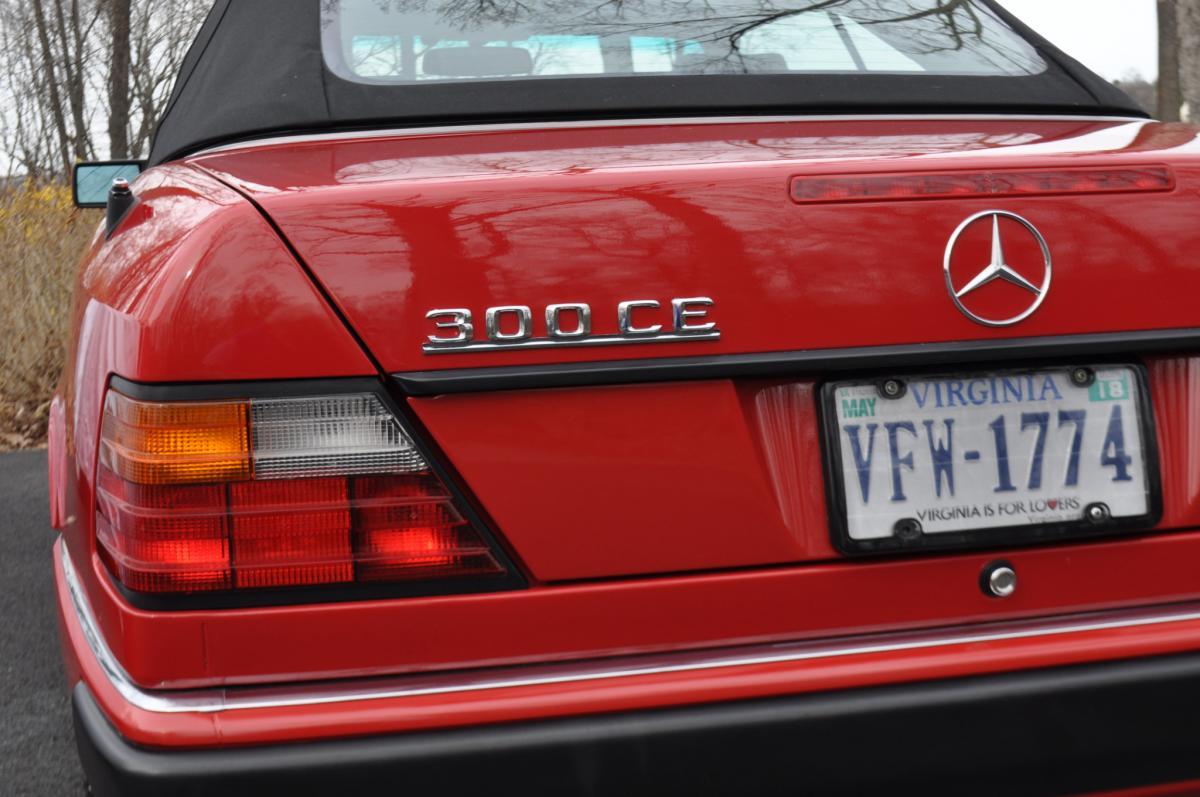 1993 W124 Mercedes 300CE Cabriolet Red paint images 2018 (7).jpg