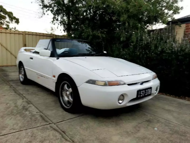 1993 White Ford Capri Clubsprint (1).png