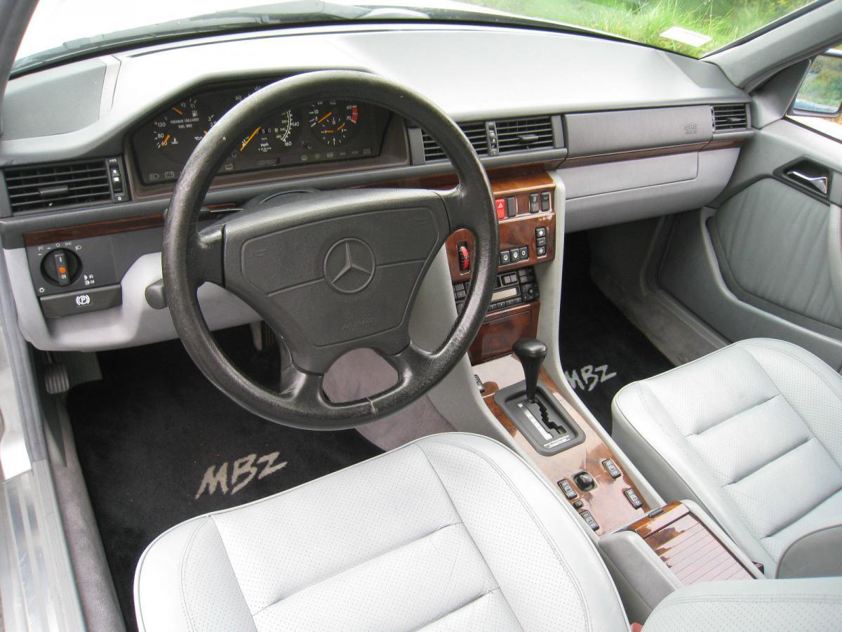 1994 Mercedes W124 500E silver metallic USA (7).jpg