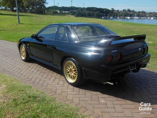 1994 R32 GTR V-Spec II repainted over white 2016 (4).jpg