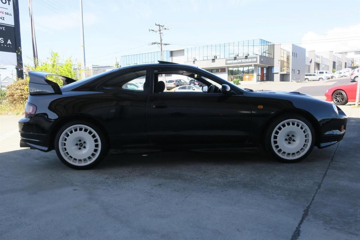 1994 Toyota Celica GT-Gour GT4 black coupe ST205 NZ images (6).jpg