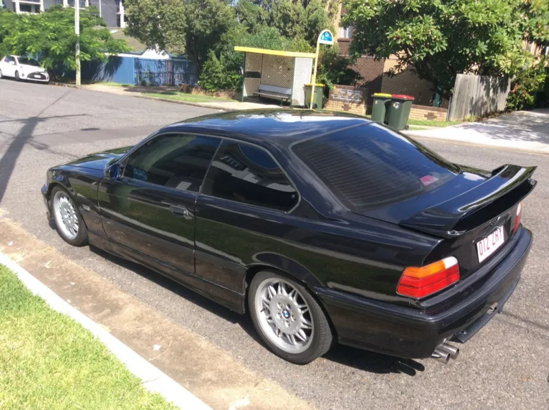 1995 BMW M3 E36 Black RHD Australia images (4).png