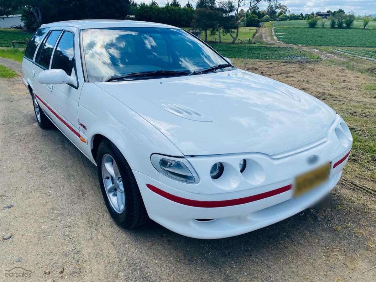 1995 Ford EF wagon XR6 manual ex police car for sale (3).jpg