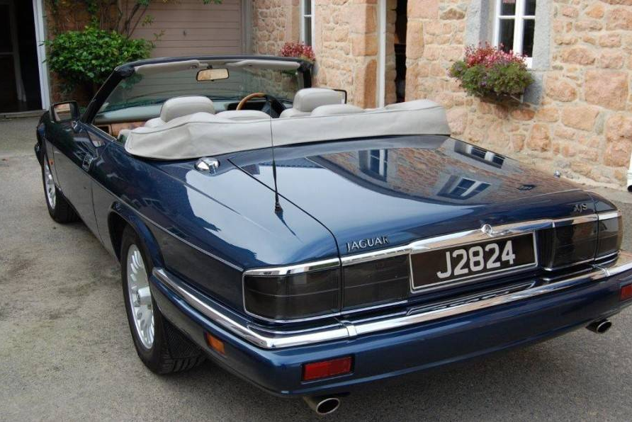 1995 Jaxuar XJS Convertible Celebration Edition Blue (2).png