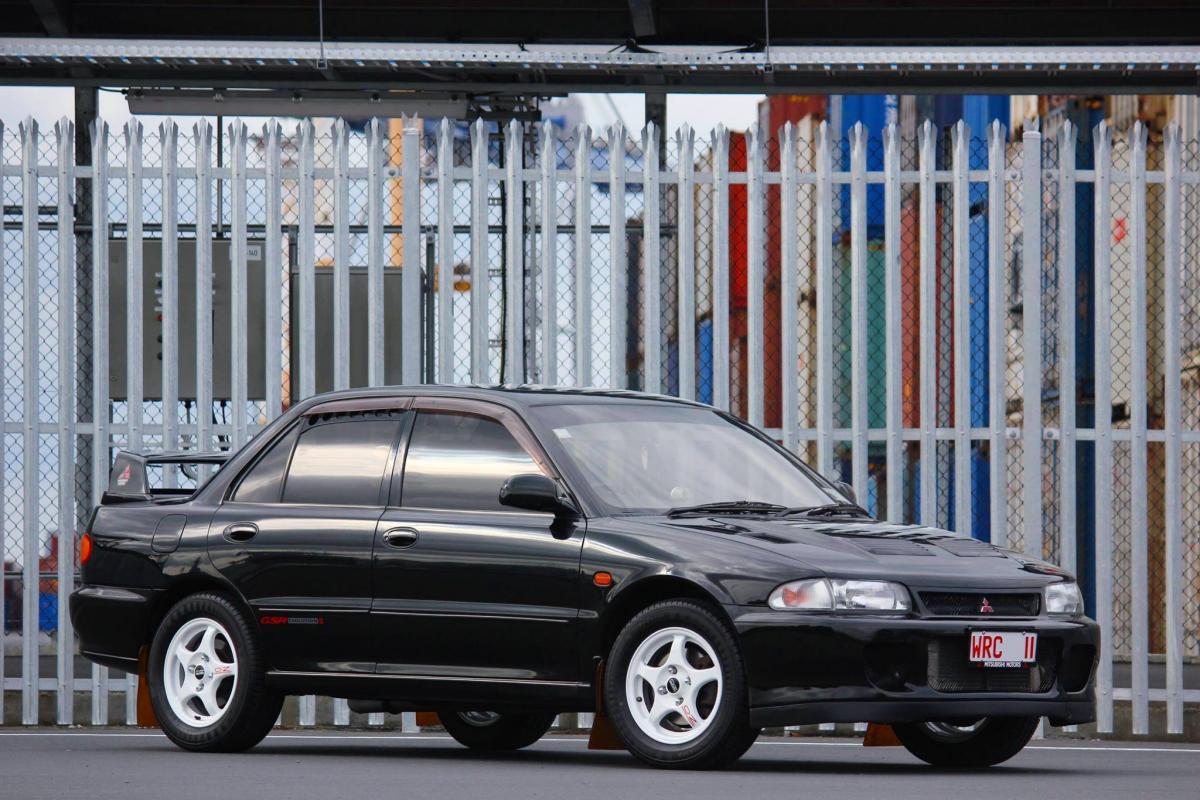 1995 Mitsubishi Lancer Evolution II Evo 2 Evo II black images (1).jpg