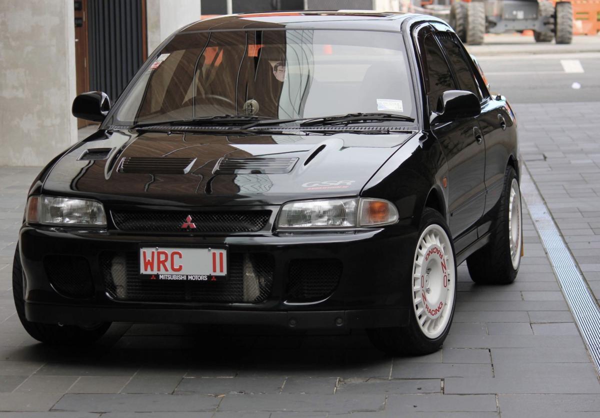 1995 Mitsubishi Lancer Evolution II Evo 2 Evo II black images (5).jpg