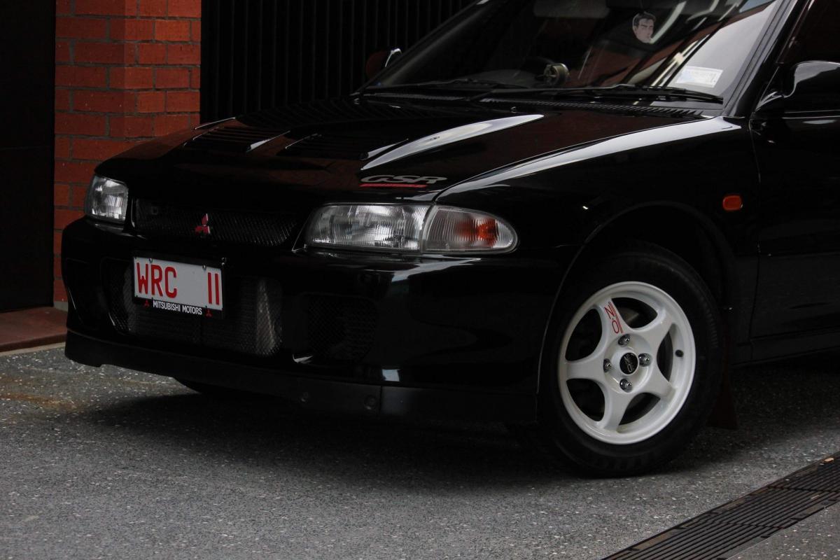 1995 Mitsubishi Lancer Evolution II Evo 2 Evo II black images (6).jpg