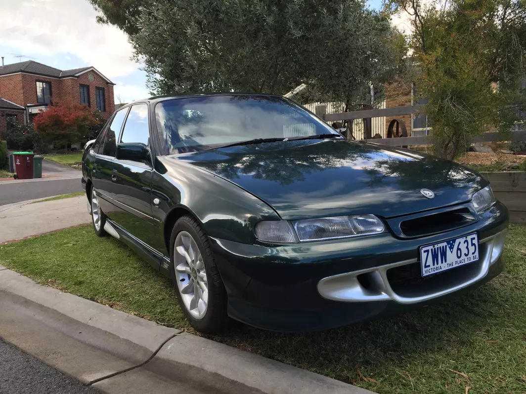 1995 VR Holden HSV Senaror Sherbrook Green images (2).png