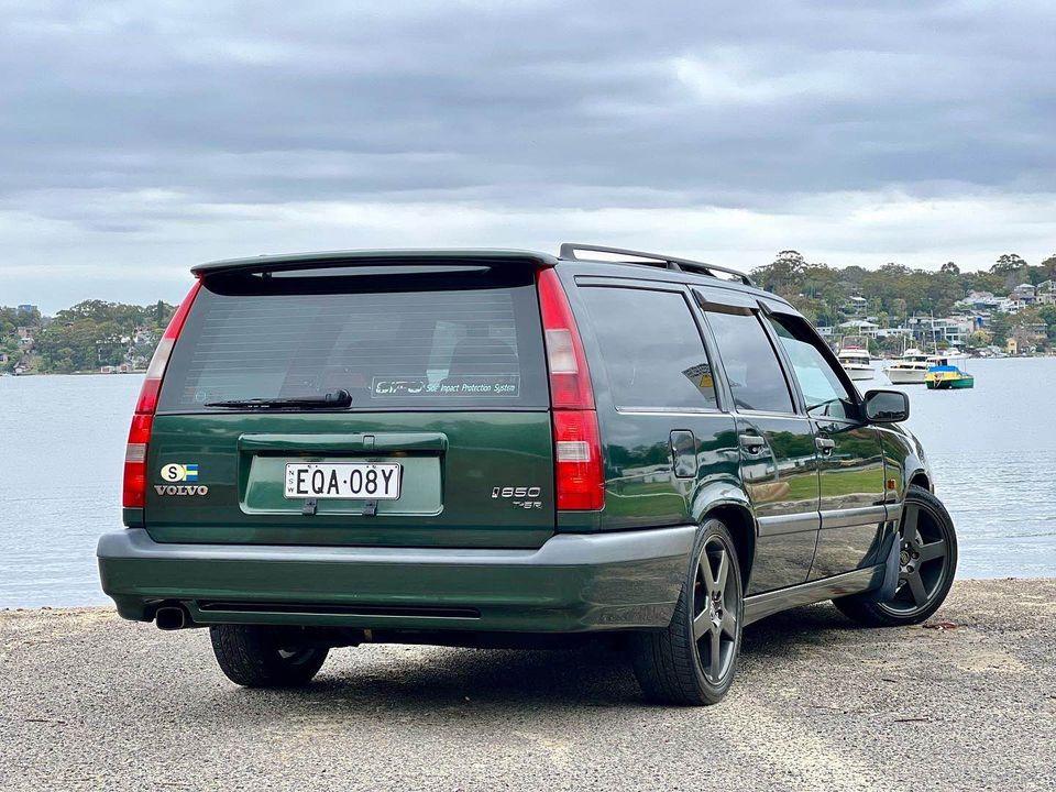 1995 Volvo 850 T-5 R wagon Australia Green for sale (2).jpg