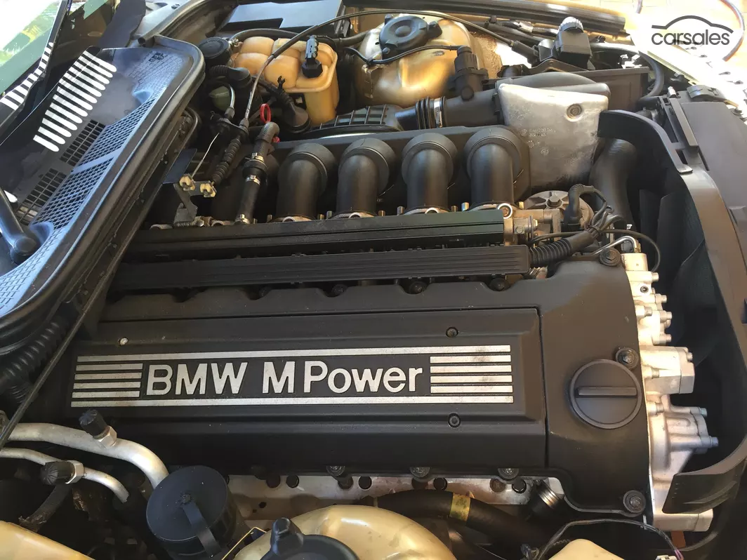 1996 BMW E36 M3 engine bay(13).png