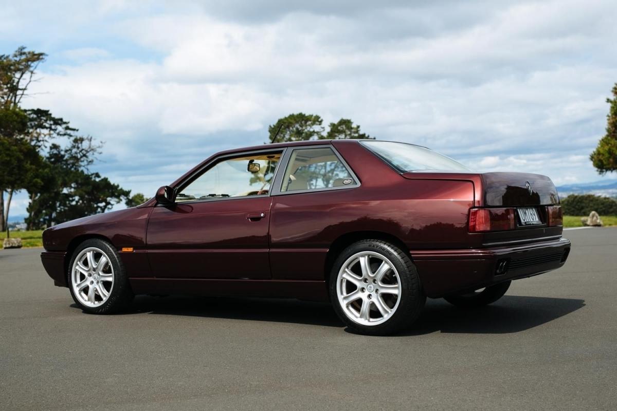 1996 Maserati Ghibli GT Coupe burgundy maroon images RHD rare images (8).jpg