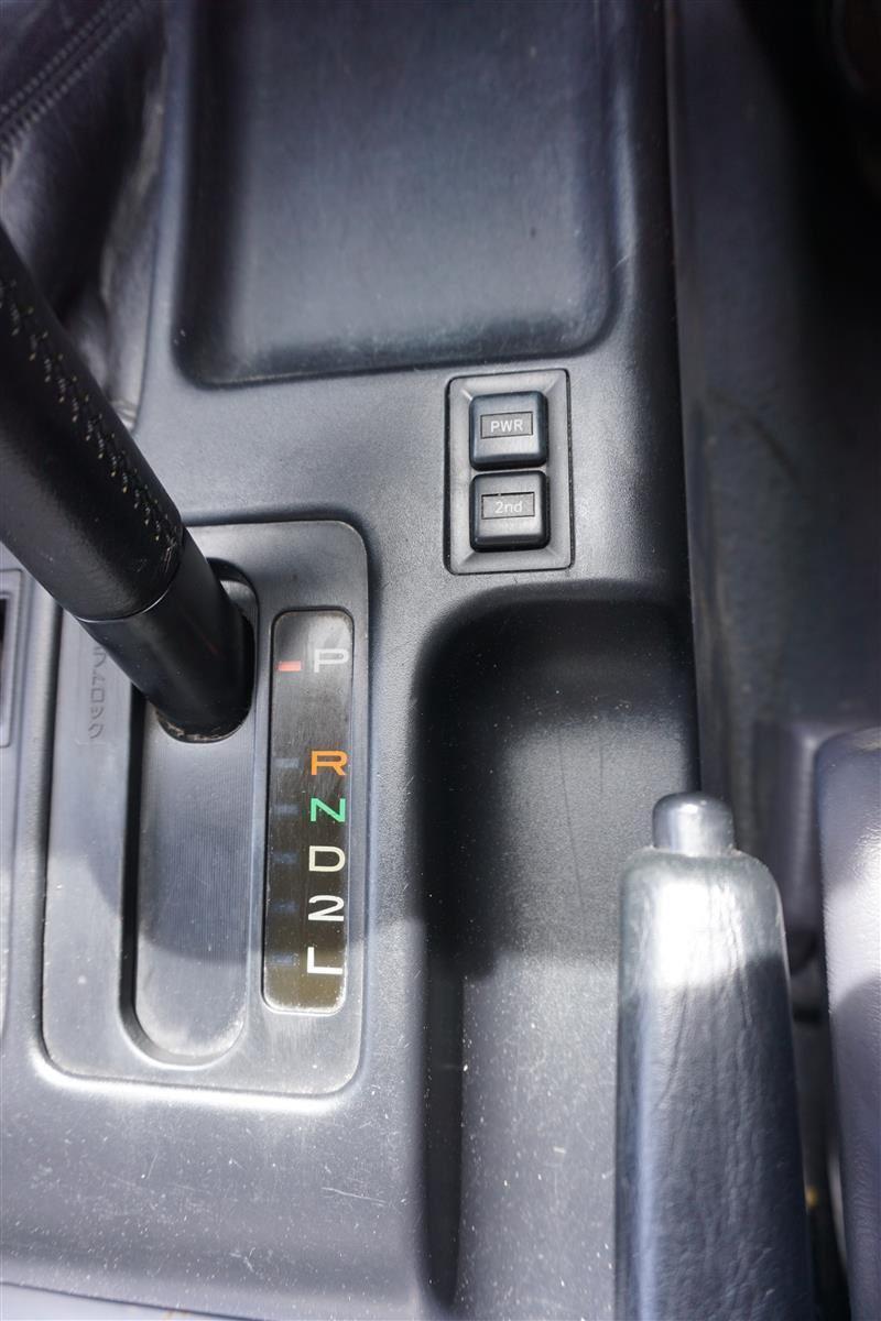 1996 Toyota Prado J90 SWB interior trim 2 door images (3).jpg