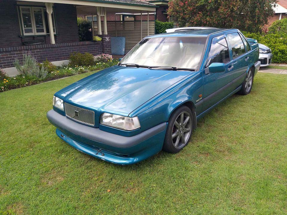 1996 Turquoise Volvo 850 R sedan for sale Australia (8).jpg