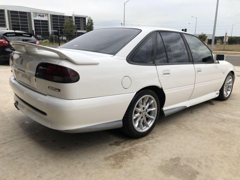 1996 VS Holden HSV Senator white paint images register (4).JPG