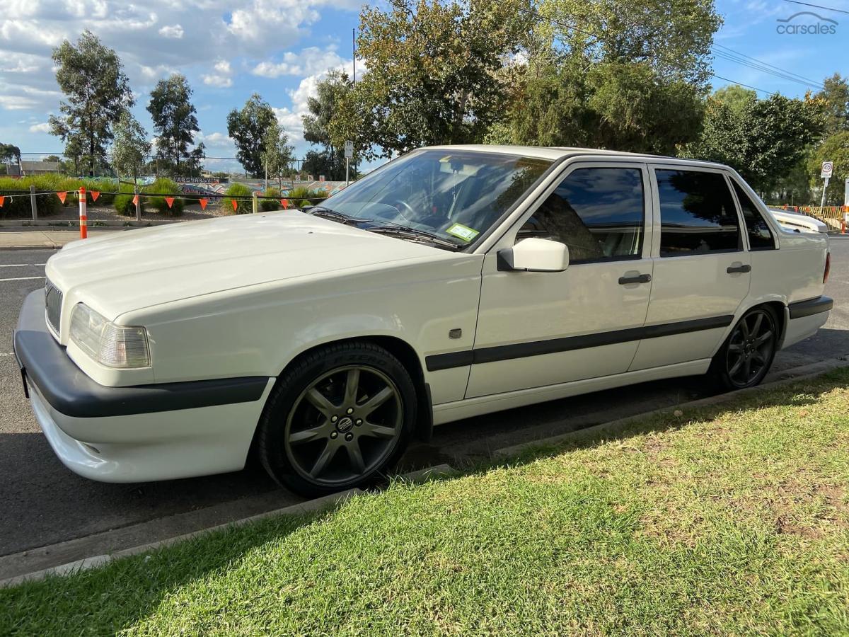 1996 Volvo 850 R Sedan white for sale images (1).jpg