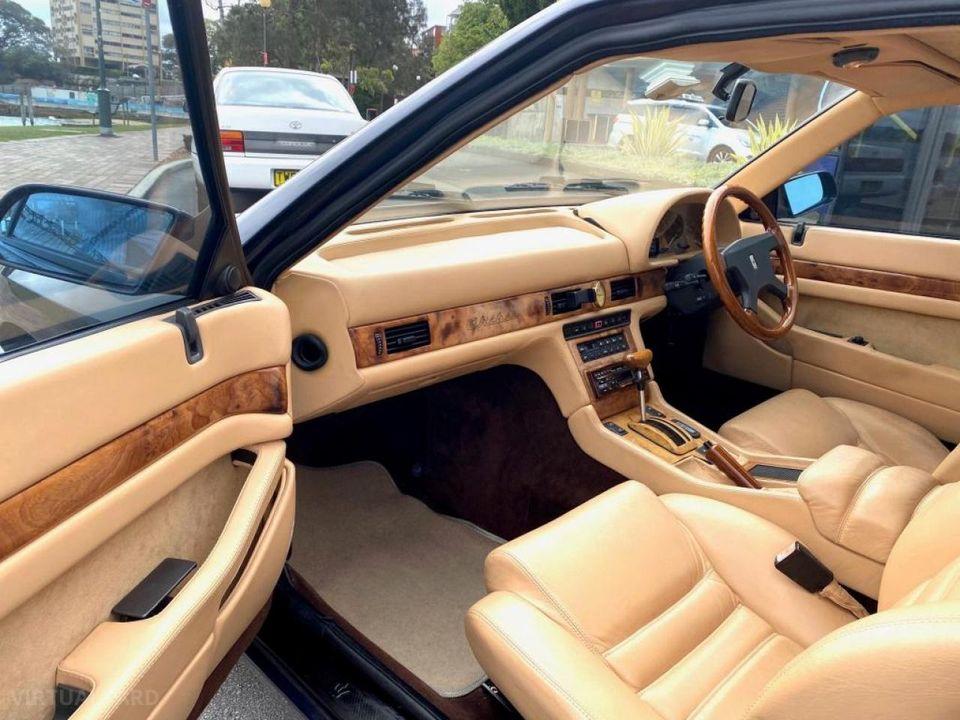 1997 KMaserati Ghibli GT RHD interior trim leather RHD (1).jpg