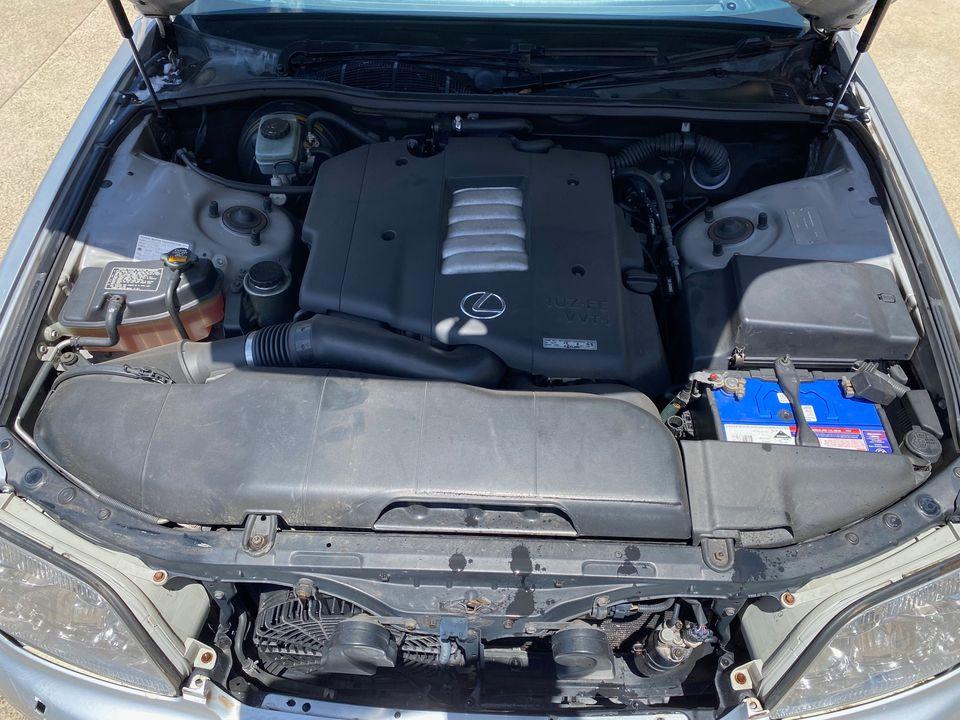 1998 Lexus LS400 Silver sedan for sale Australia NSW (13).jpg